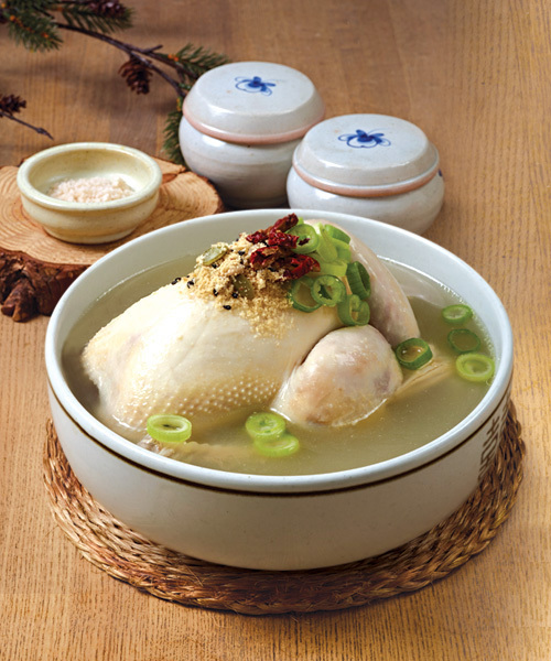 [송추가마골] 백숙 삼계탕 800g